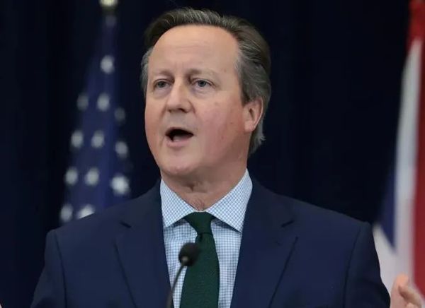 中方驳斥卡梅伦