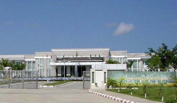 央行再次向外汇市场抛售1000万美元和2亿泰铢