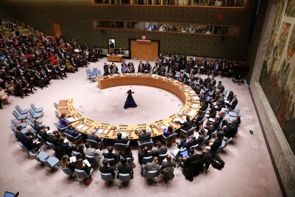 俄媒：中国开展穿梭外交彰显大国担当