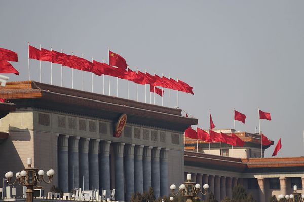 中国两会为世界注入发展信心