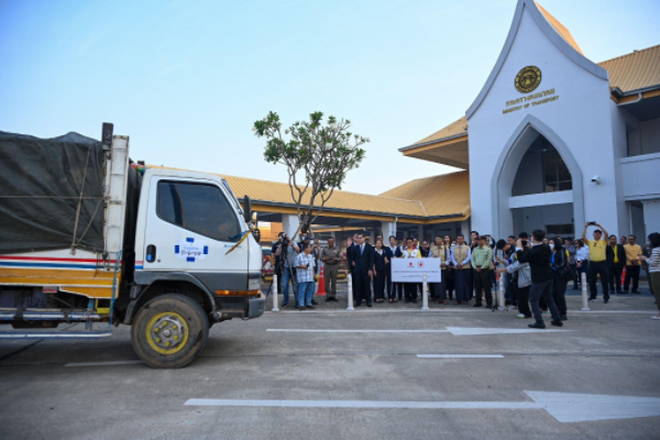 泰国政府对缅甸难民的人道主义援助今日启动