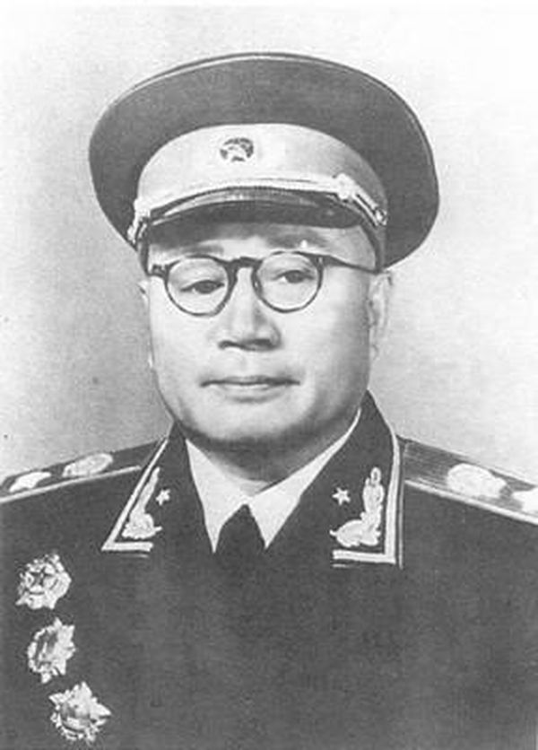 中国人民解放军将帅介绍（六）