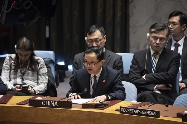 “中方毫不犹豫地行使了否决权”