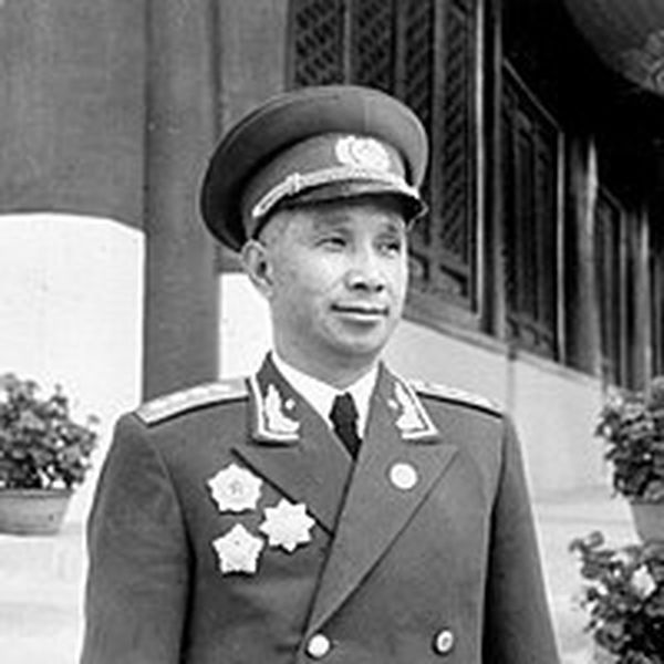 中国人民解放军将帅介绍（九）