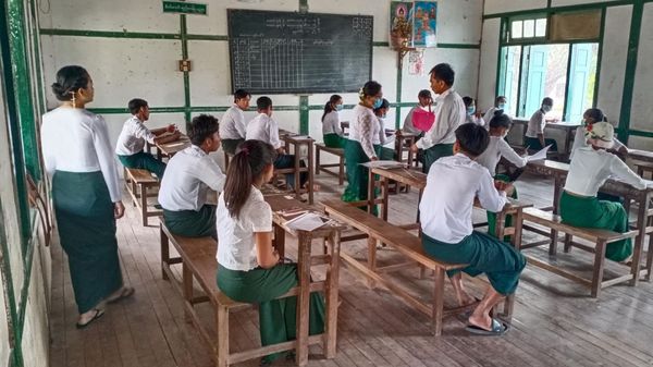 特别大学入学考试考生人数统计