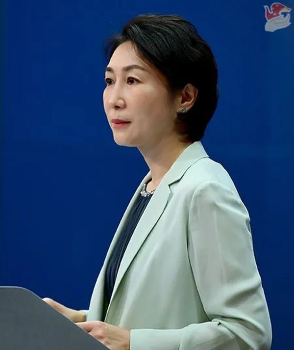 荷兰护卫舰穿越台湾海峡，外交部回应！