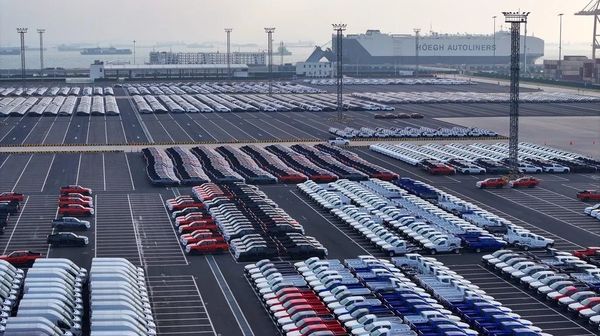 对中国电动车加税？