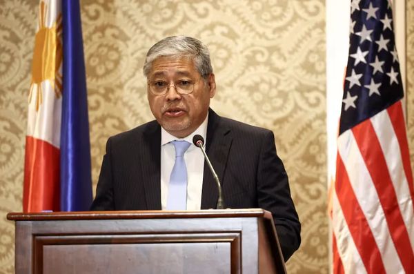 菲外长最新表态！“希望与中国进行对话”