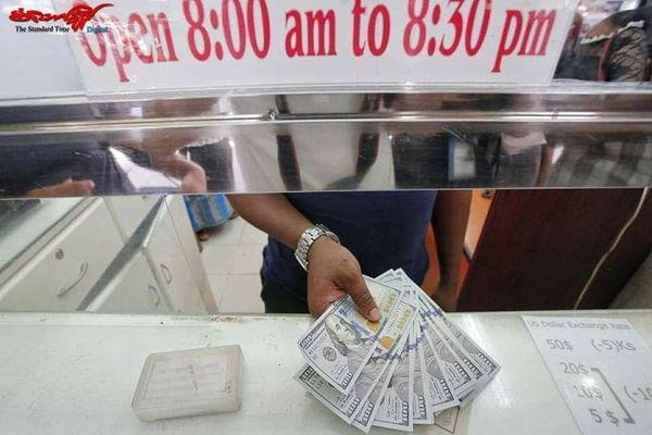 在外汇交易市场上美元汇率已高达6000 缅币