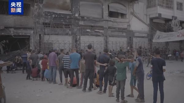 加沙居民：我已经忘记蔬菜的味道