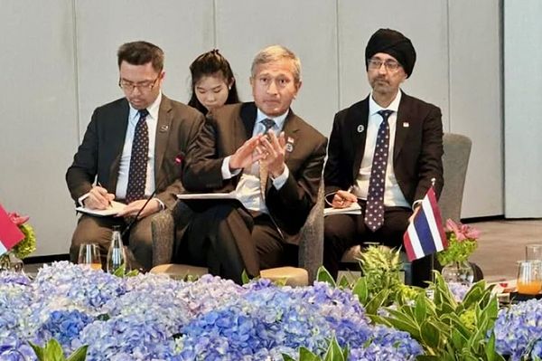 新加坡外交部长呼吁立即释放昂山素季