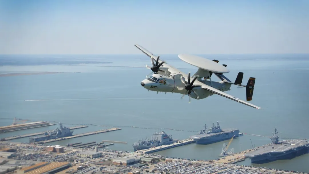 阻挡美军介入台海，解放军战术变了：一出手就打在美军七寸上