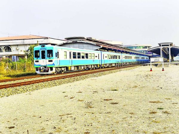 内比都-仰光列车将配备新型现代化 DEMU 列车运营