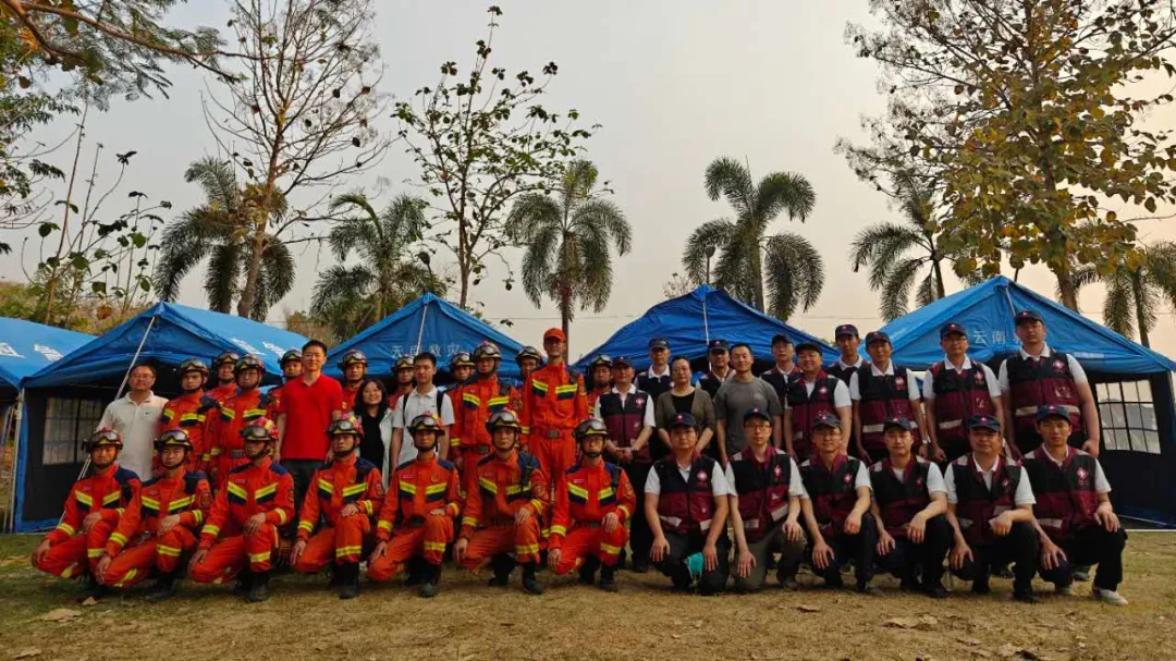 马珈大使赴内比都考察地震灾情