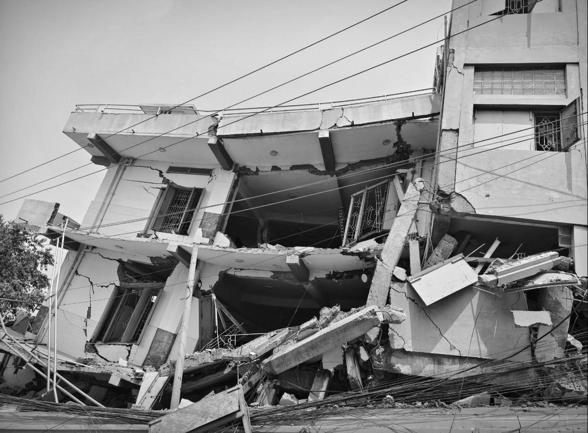 缅甸7.7级强震已致3085人遇难