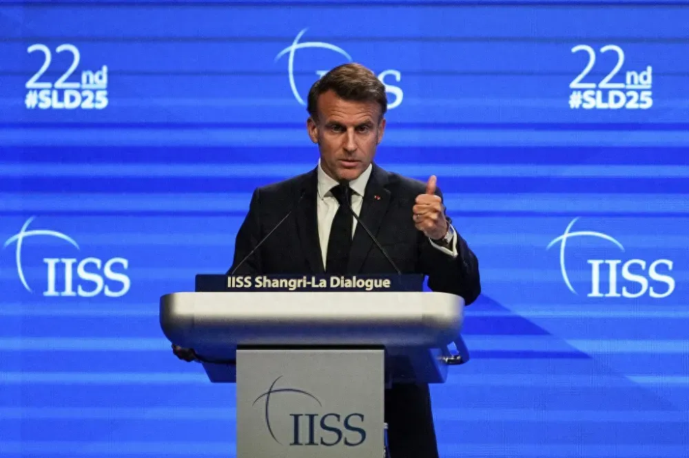 美防长鼓动盟友对抗中国，马克龙罕见唱反调，选择站在中国这一边