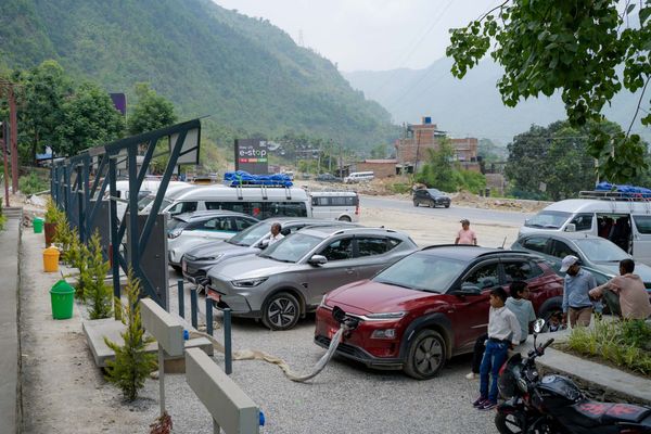 尼泊尔国家进口电动汽车创新纪录