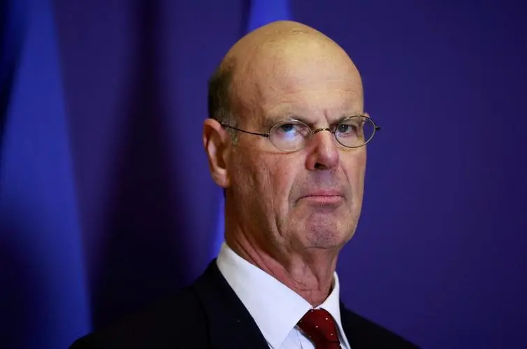 法国以怨报德！中国暂缓对法白兰地征重税，法财长叫嚣对华动手