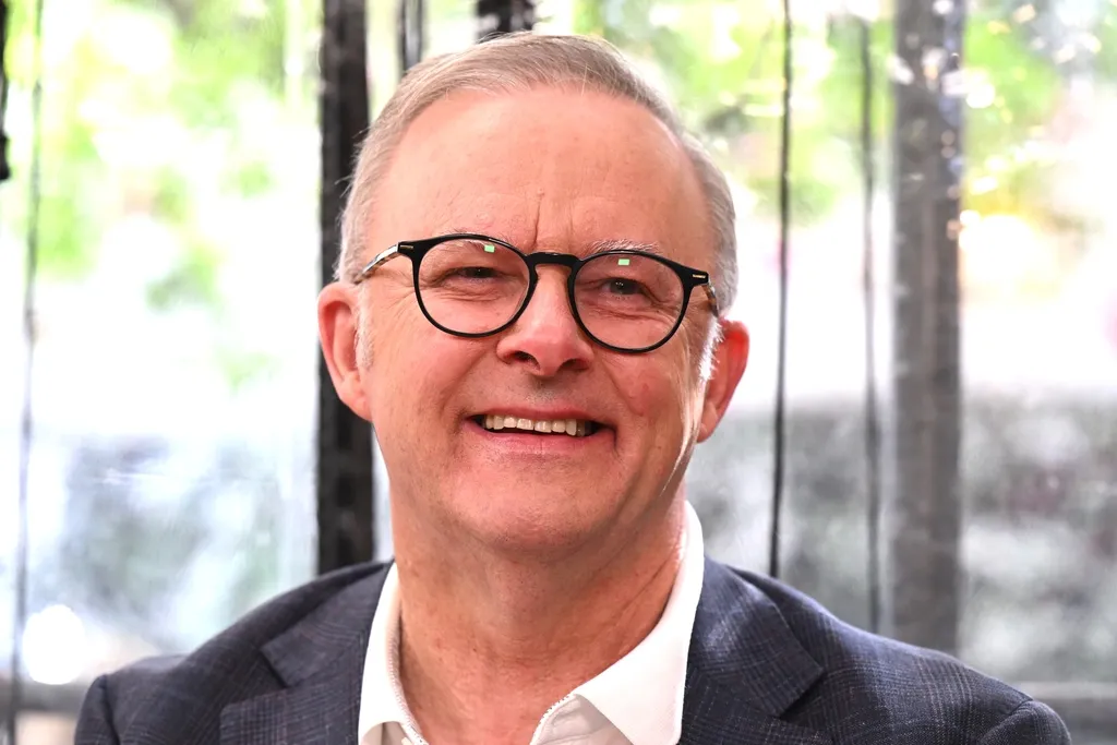 澳总理访华首站定为成都，14人组成的商业代表团将陪同参加澳中工商界首席执行官圆桌会