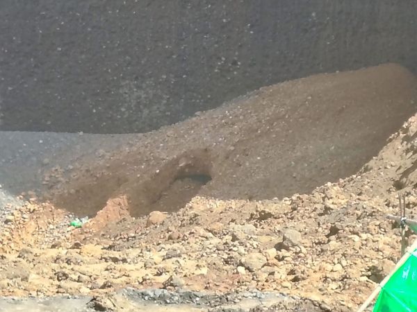 缅甸帕甘矿区山体滑坡，2人遇难17人失踪