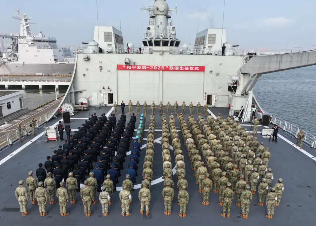 快讯：中方参演部队出征