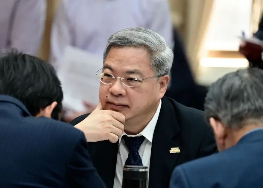 台当局承认从俄罗斯大量购买，然后立刻甩锅