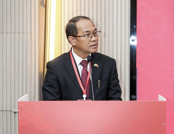 缅甸驻华大使出席“2025一乡一品”国际合作论坛开幕式并致辞  