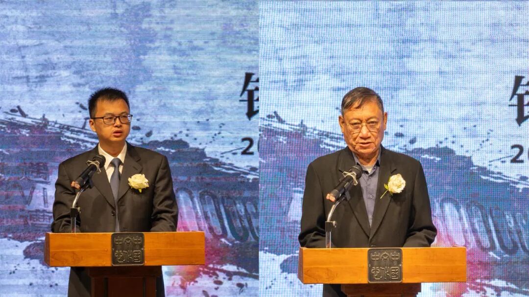 虞晋峰参赞出席南京大屠杀死难者海内外同步悼念仪式