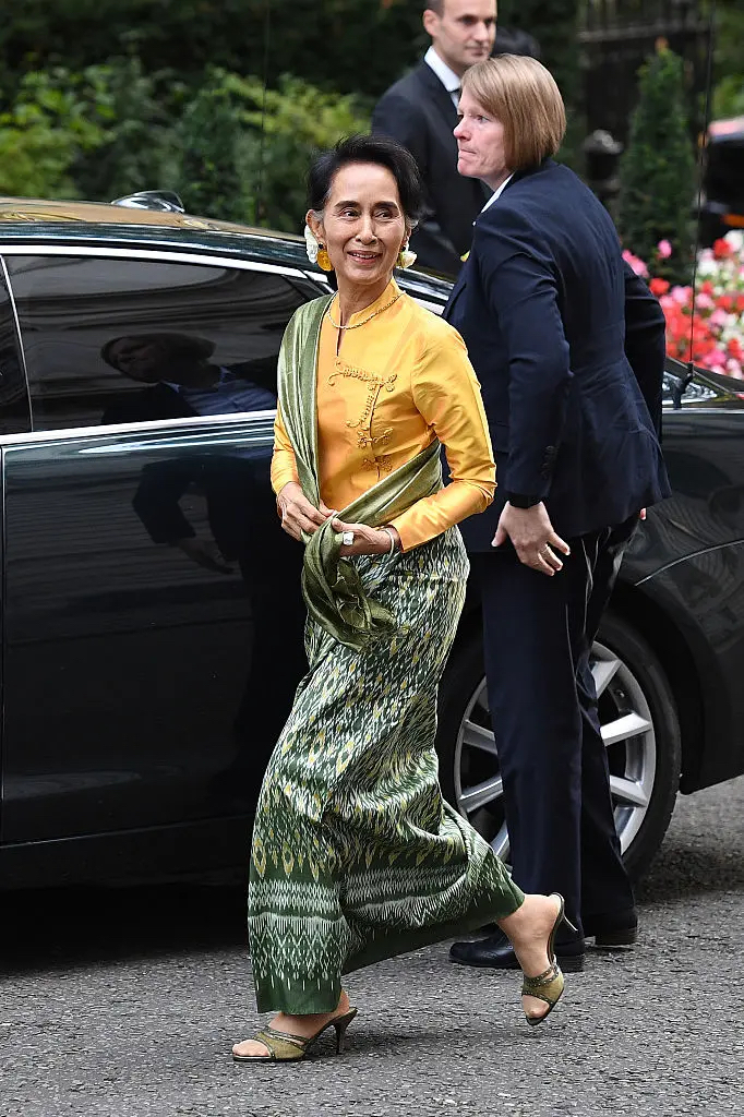 英国外交大臣牵头争取昂山素季获释