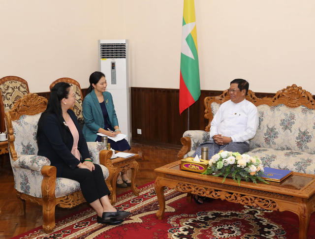 缅甸外长吴丹穗会见中国驻缅甸大使马珈
