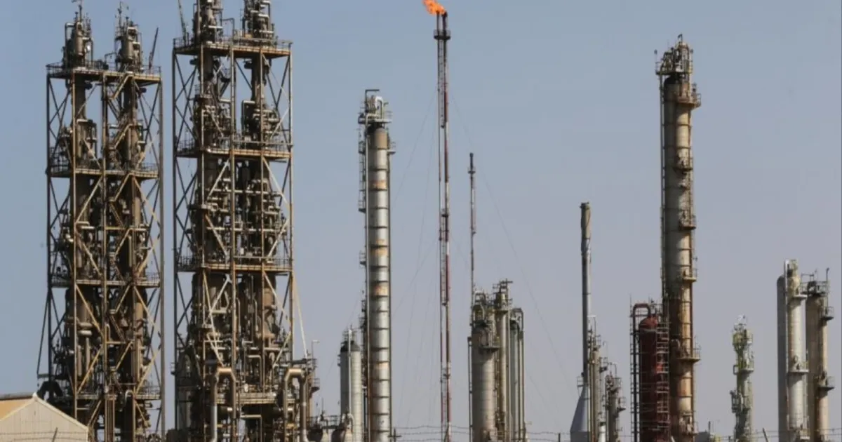 利比亚国家与法国美国两家石油公司签下200亿美元的石油合同