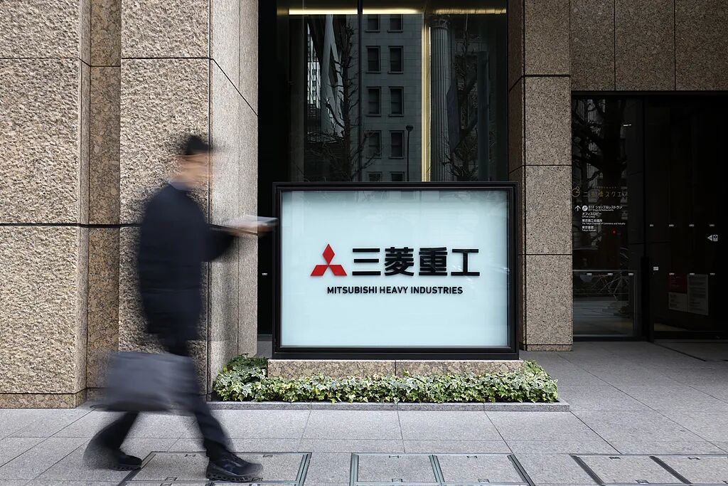 中方出手制止日本“再军事化”