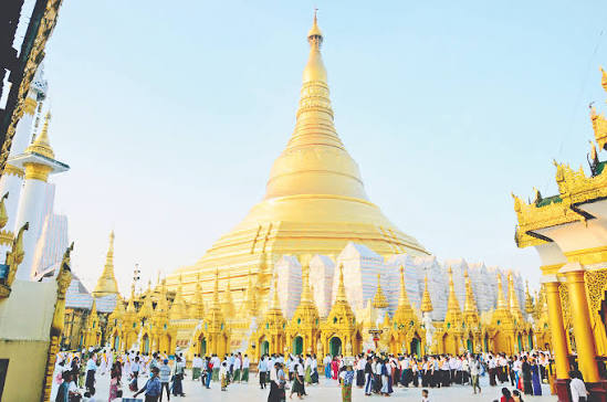 仰光瑞光大金塔在今年2月份内接待了国内外礼佛民众86万多人