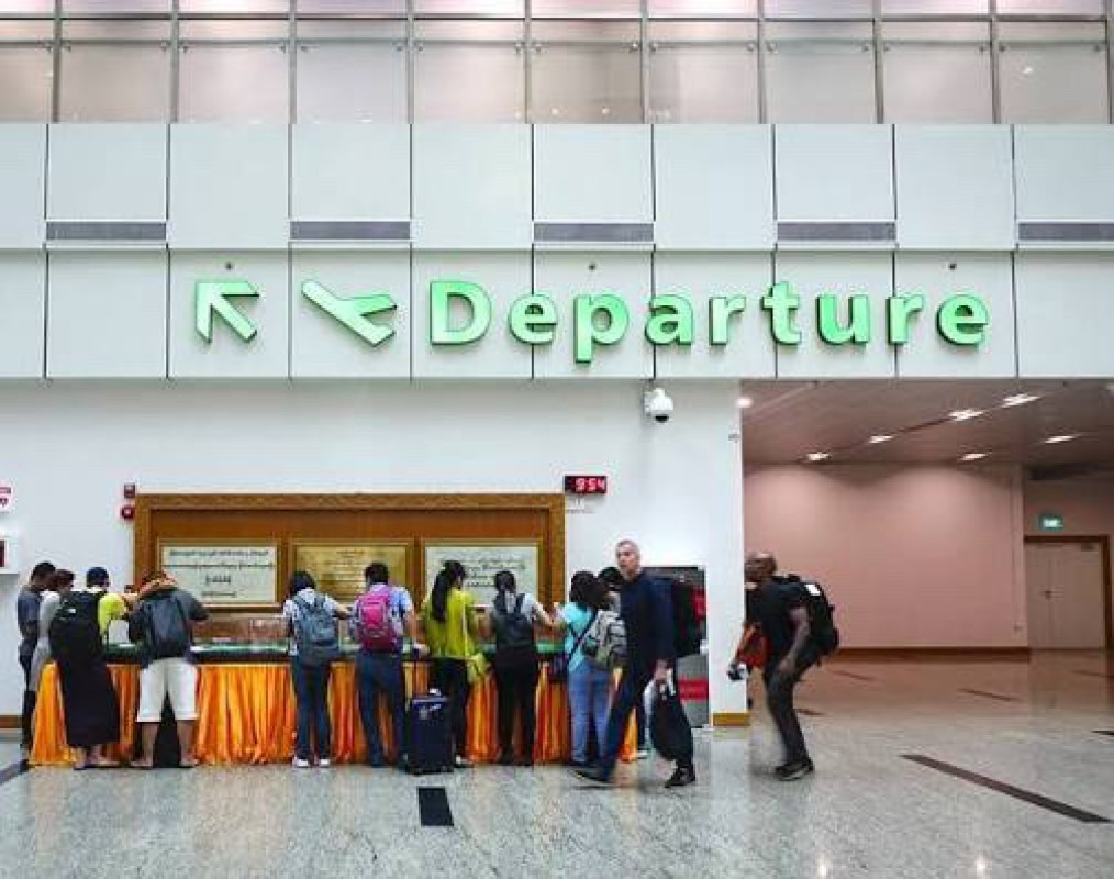 劳工部：虚假申报“休假归国”者将被限制出境