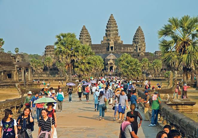 今年头四个月进入柬埔寨国家的国际航空旅客人数达到240万人