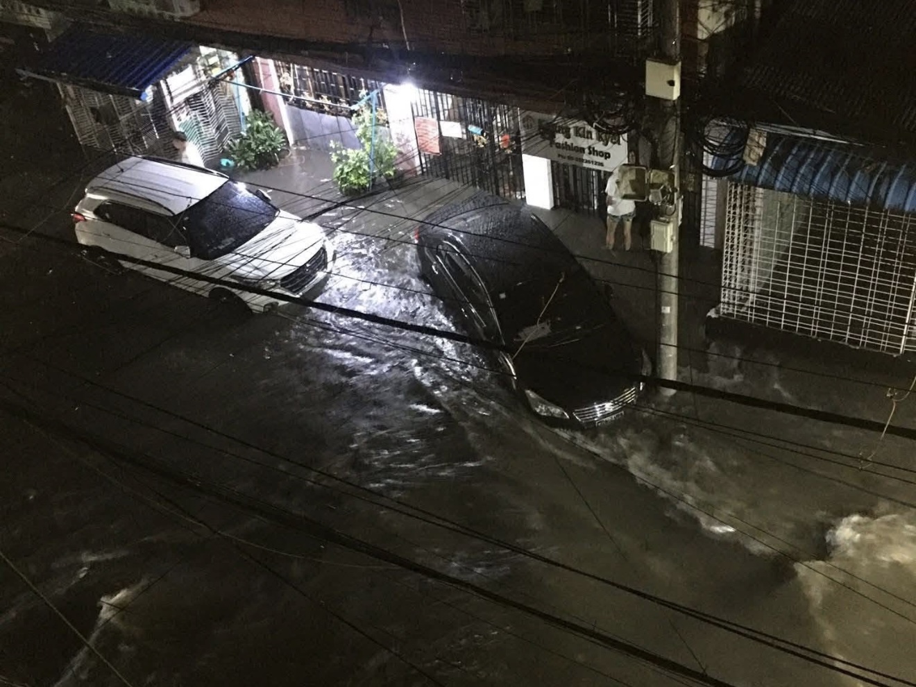 周雨量最高7英寸 仰光当局吁低洼地区严防积水成灾
