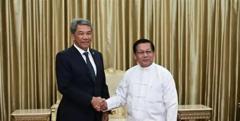 缅甸国家总统吴敏昂莱前往马来西亚国家进行正式访问